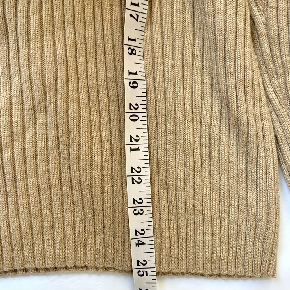 LL Bean 100% Merino Wool Ribbed Turtleneck Sweater in beige tan LG - Picture 10 of 13